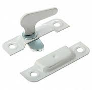 Задвижка для окон белая